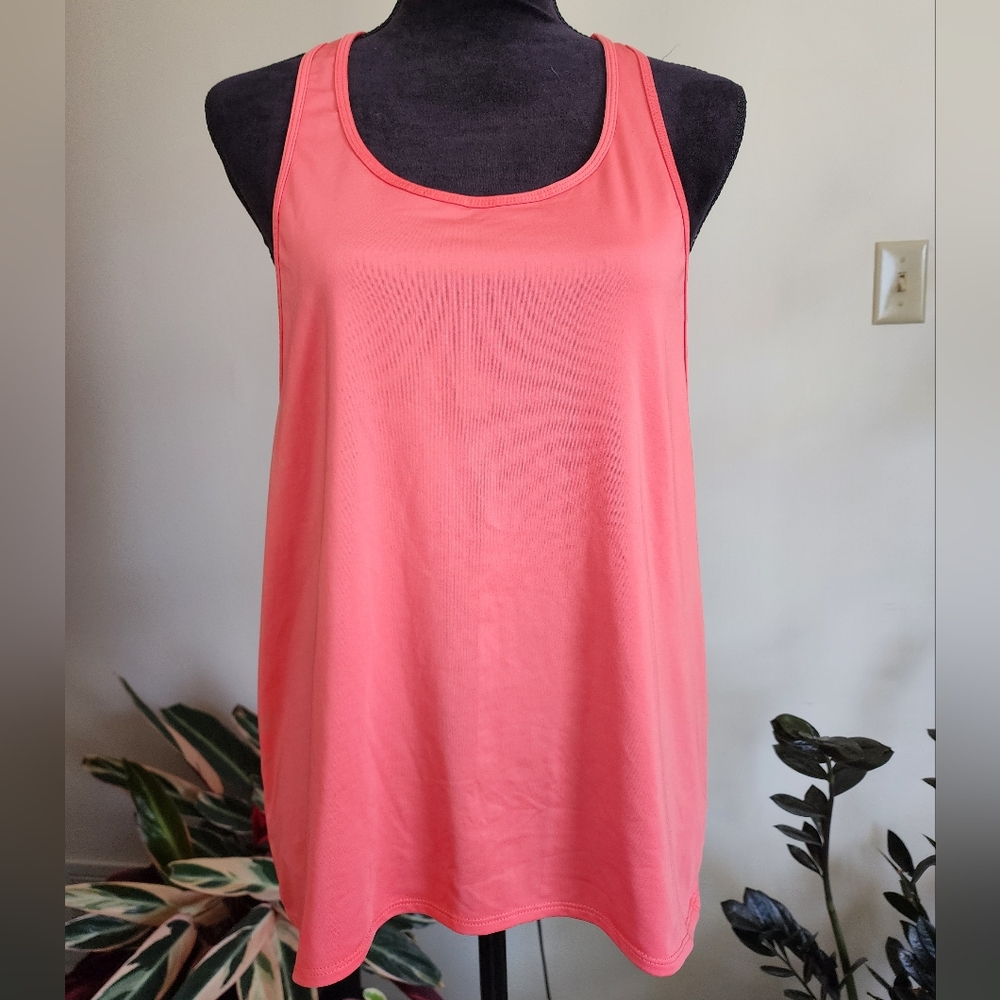 Fabletics racetrack tank top, pink, large